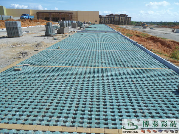 首創興隆國際購物中心